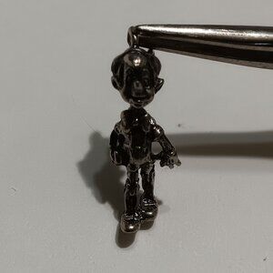 Disneyland's Pinnocho sterling charm